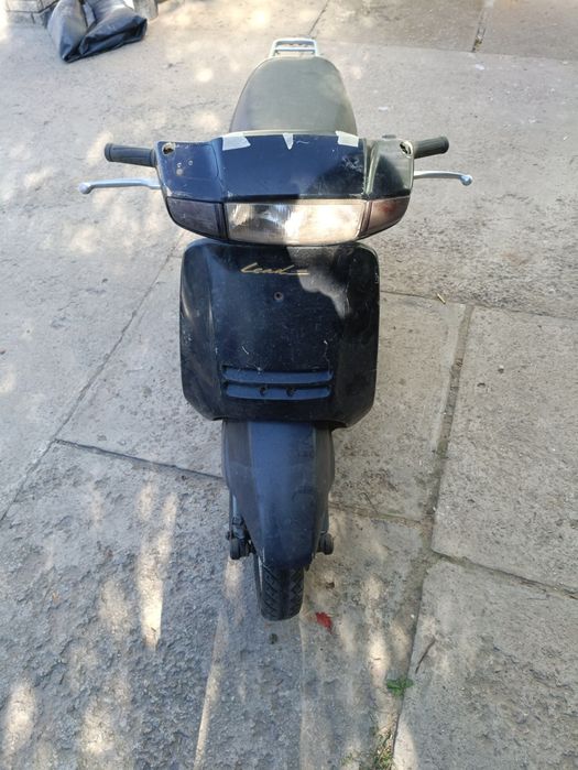 Продам мопед Honda lead af-20