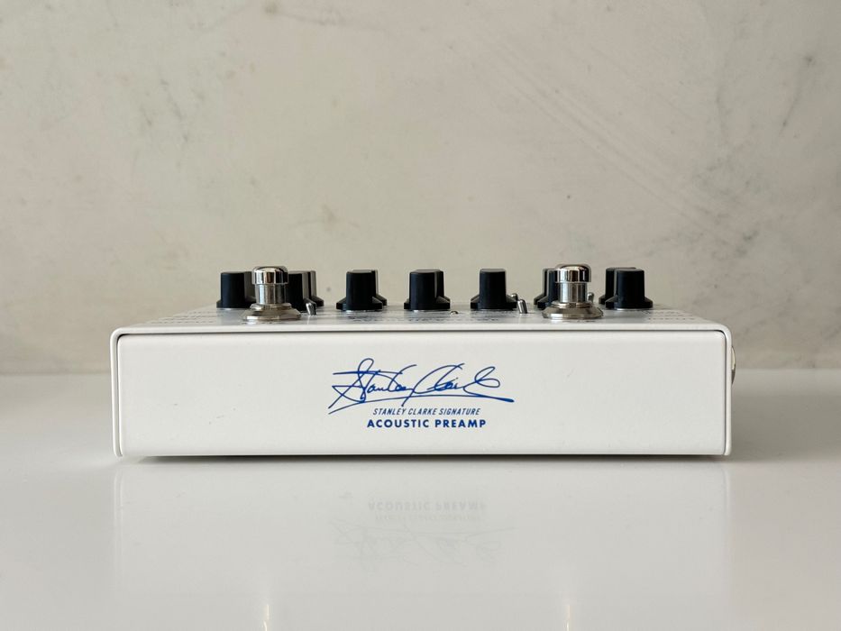 Pré-amplificador EBS de 2 canais para instrumentos acústicos