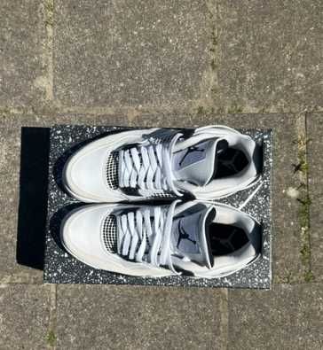 Jordan_4_Retro_Military_Black R.41