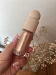 Rozswietlacz rare beauty mesmerize