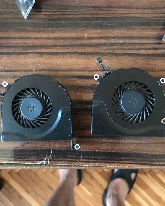 Екран(шкло) до Apple Macbook 1297 17(діагональ),вентилятори.