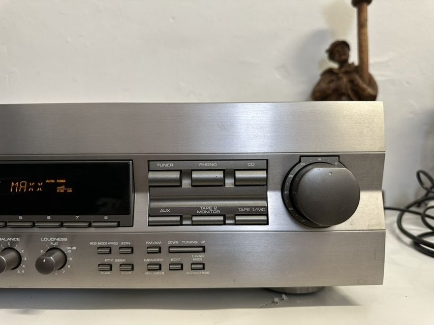 Amplituner stereo Yamaha RX-396RDS, 2*120 W.