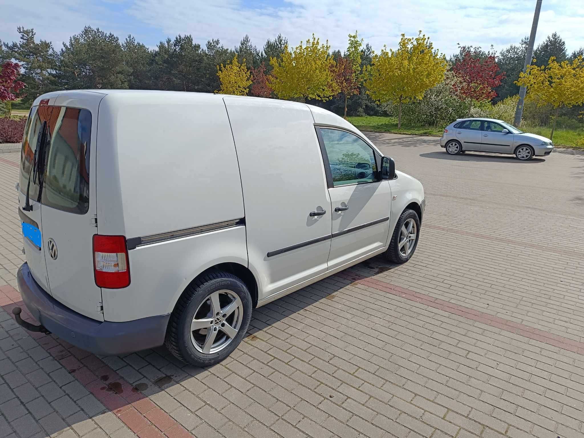 VW Caddy 2009 stan bardzo dobry