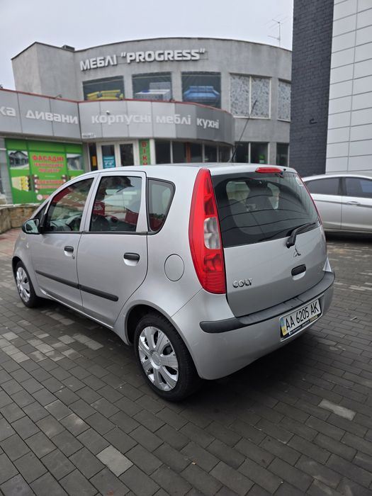 Mitsubishi Colt 1.3 автомат