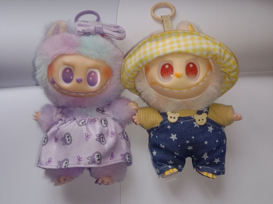 Продам лабубу в одязі