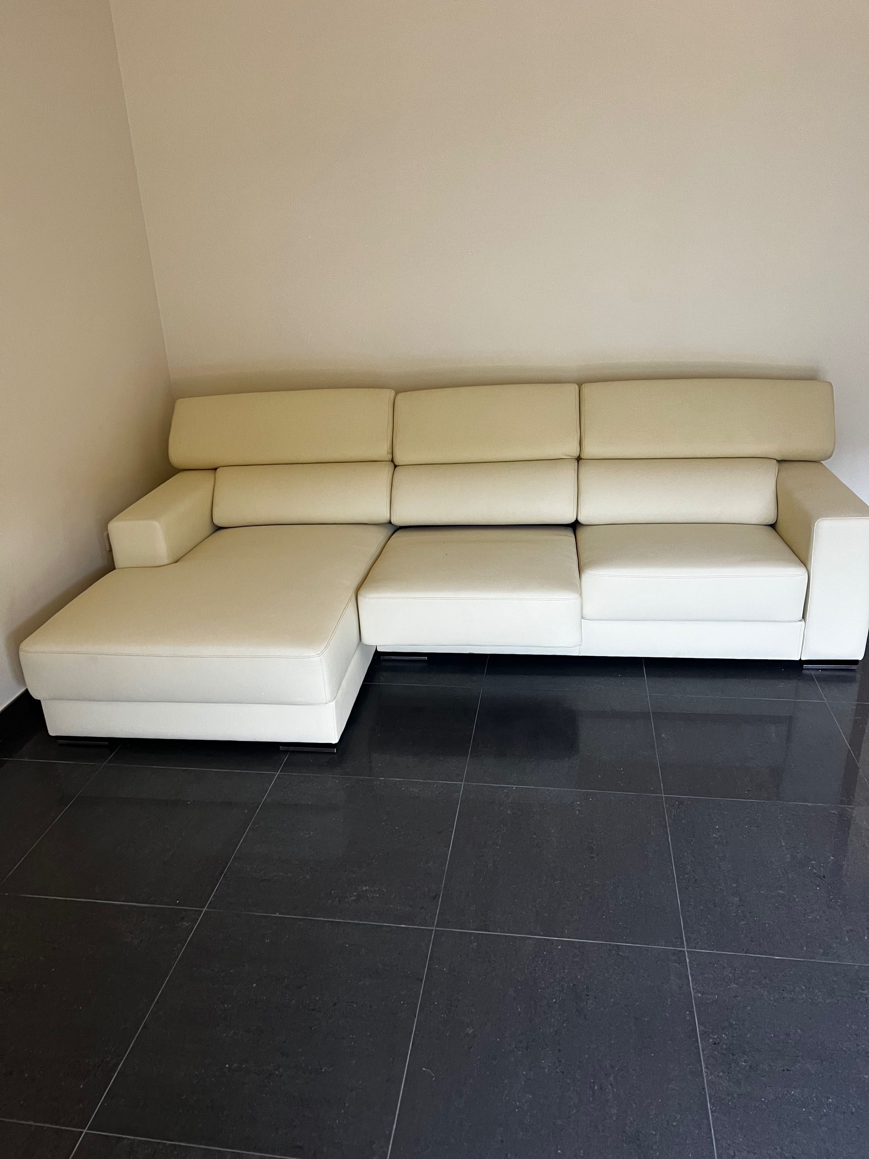 Sofa de Couro elegante