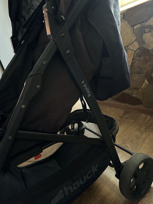 Коляска прогулянкова hauck Rapid 4