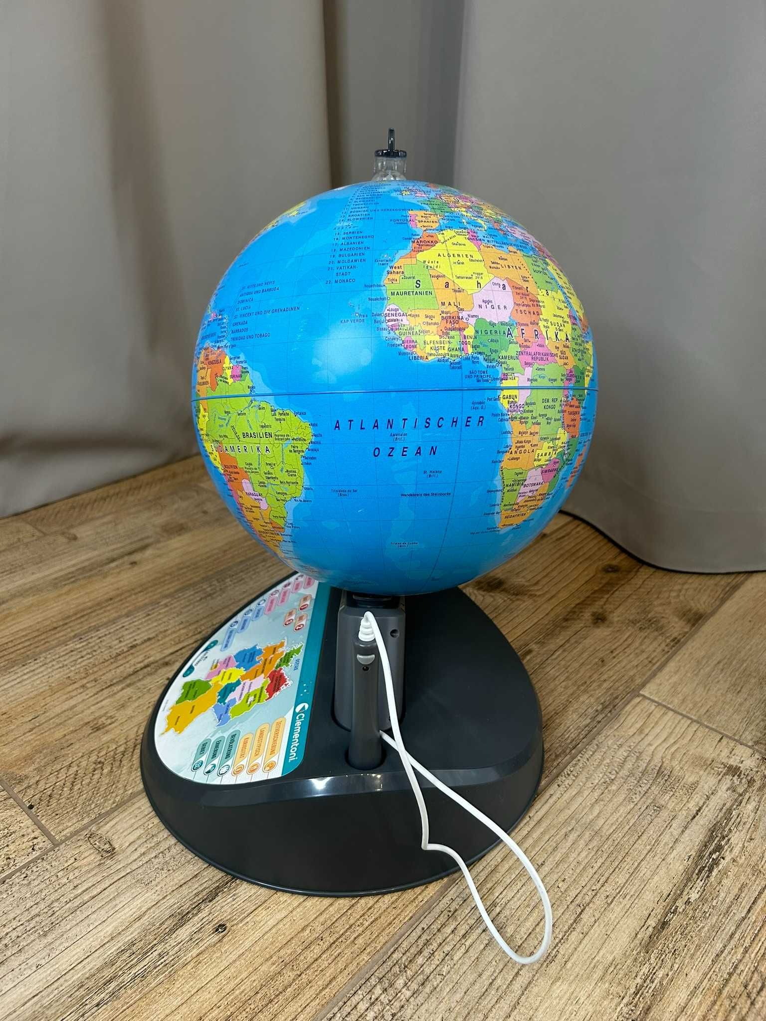 Globus interaktywny Clementoni język niemiecki śr. 32 cm