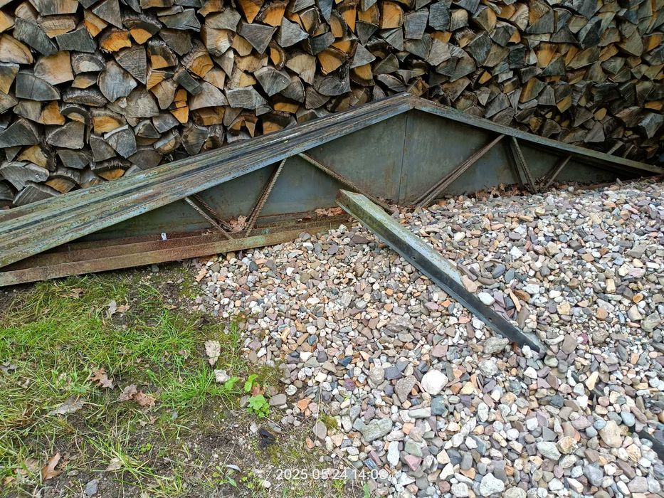 Wiązar dachowy stalowy zdemontowany z garażu (nie wysyłam)