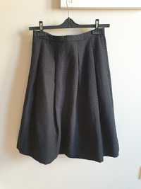 Spódnica H&M, 38, czarna elegancka za kolano