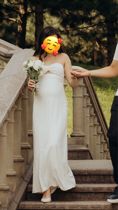 Біла  сукня від  Zara