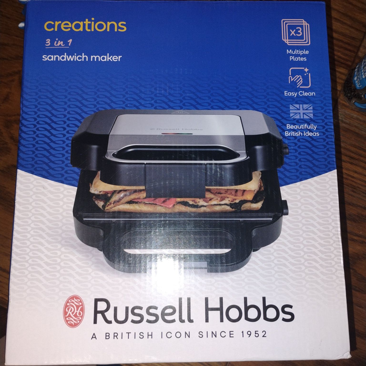 Opiekacz do kanapek 3 w 1 Russell Hobbs