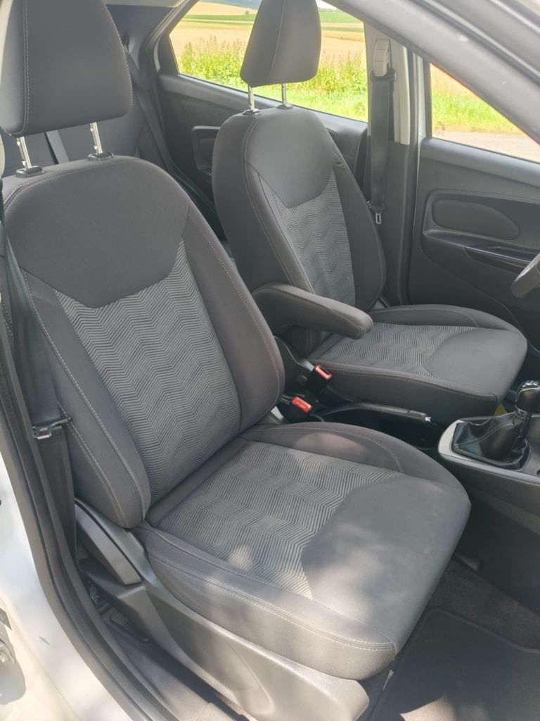 Ford  fiesta   ( KA plus 2018 rok )