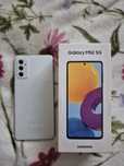 Samsung M52 на деталі. Самсунг М52