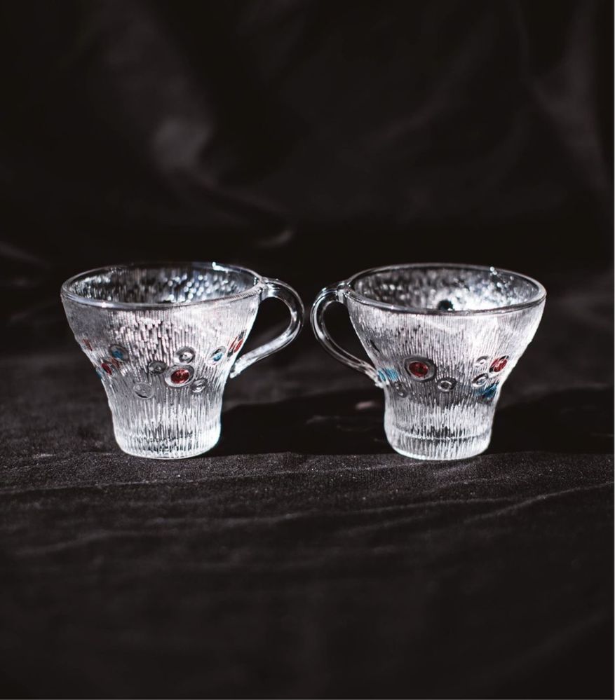 Komplet: szklane filiżanki z bąbelkowym wzorem