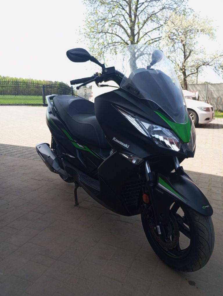 Kawasaki j125 (Kymco downtown ,Forza,xmax)