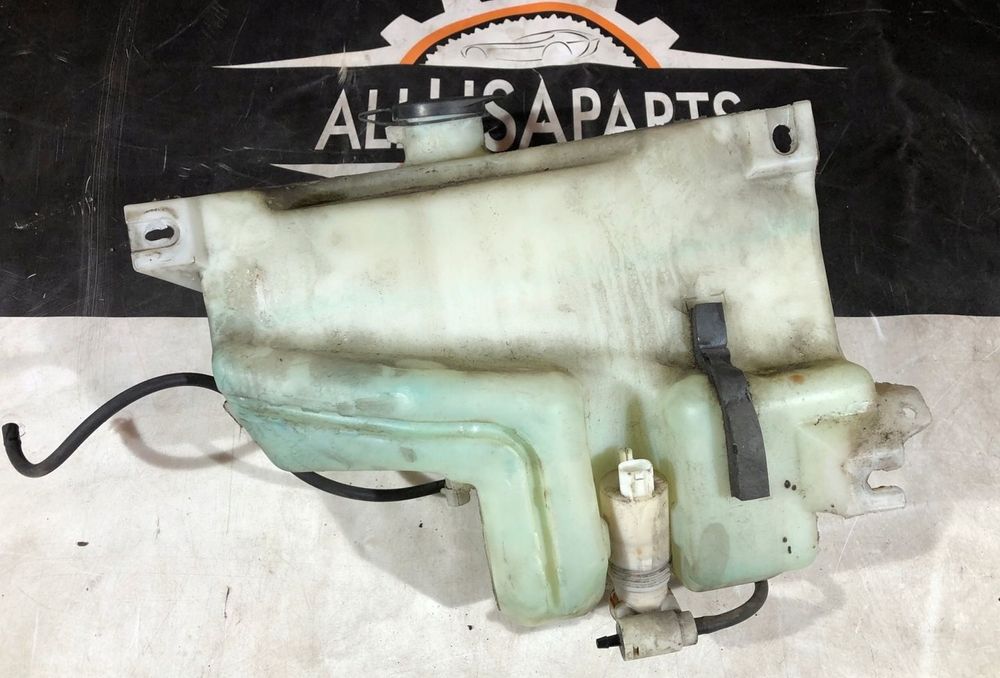 zbiorniczek spryskiwaczy HUMMER H2 03-09