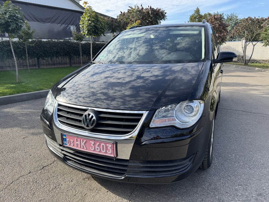 Volkswagen Touran 2009 р. 1,6mpi