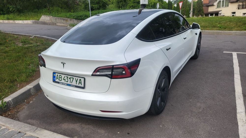 Tesla Model 3 2021