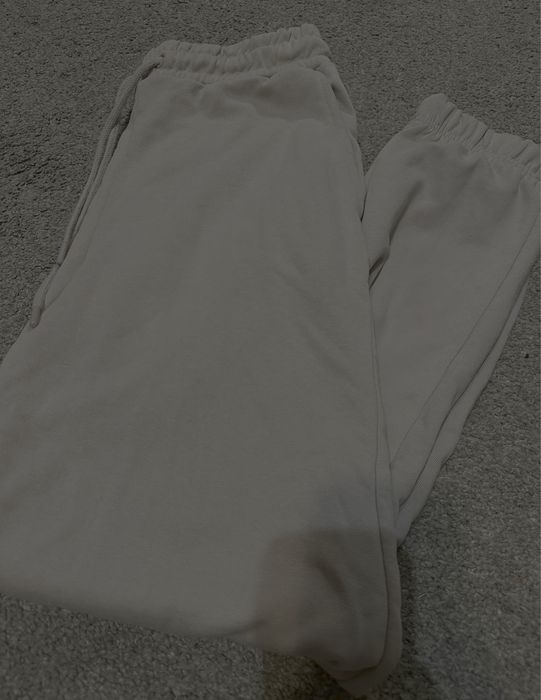 Жіночі спортивні штани