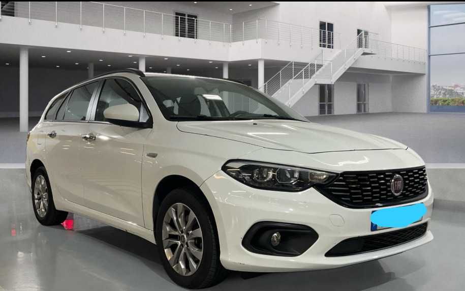 Vende-se Fiat Tipo SW 10/2020