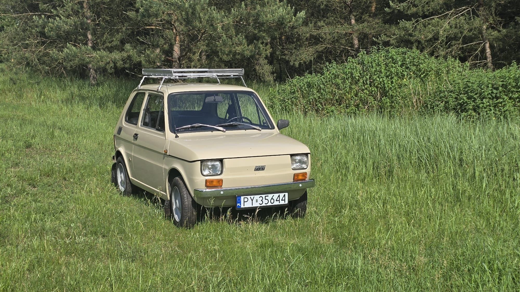 Fiat 126p 1979 • 600ccm • 70 000 km • Dachowy bagażnik + hak + przycze