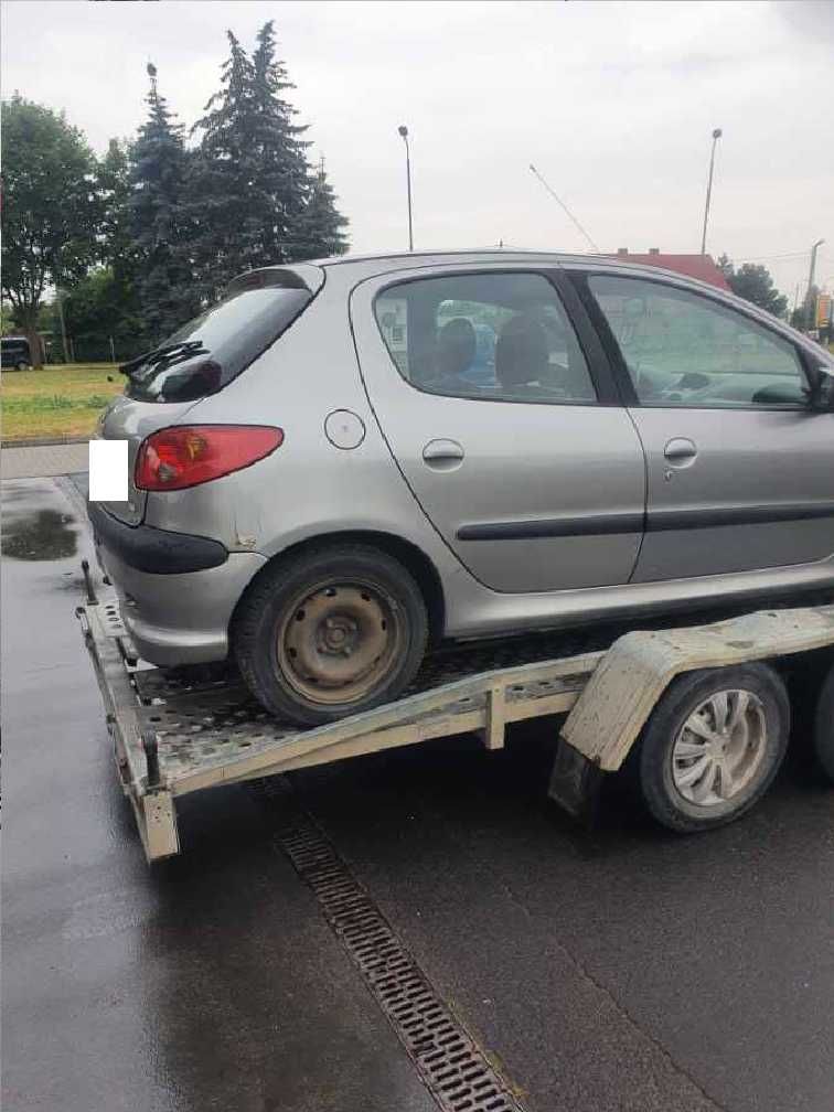 Peugeot 206 1.4 hdi 5drzwi, kolor grafitowy kod lakieru EZAC na części