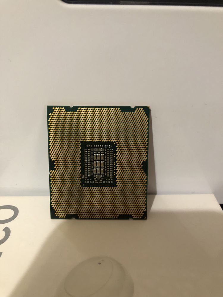 процессор Xeon 2,6 Ггц. 2670