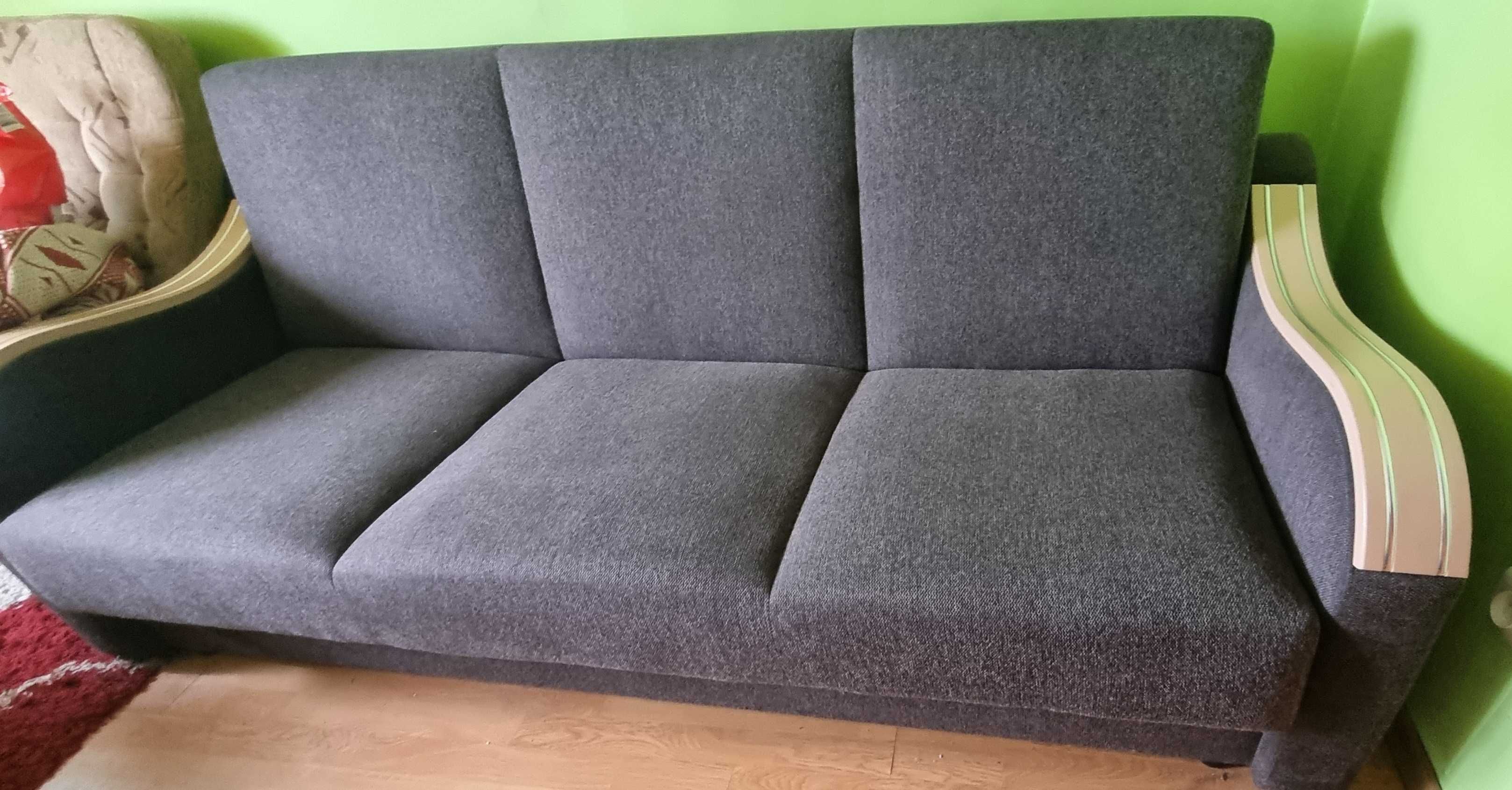 Łóżko i dwa fotele.Jak nowe