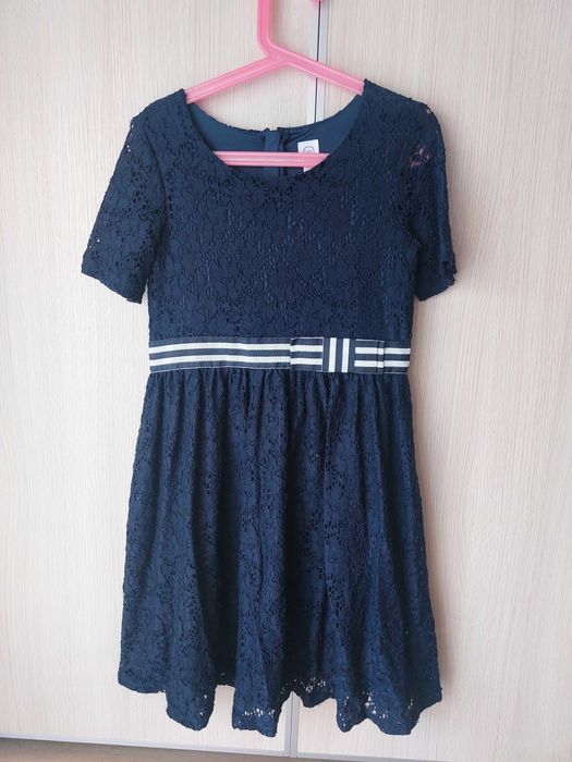 R.134 sukienka koronkowa Cool Club