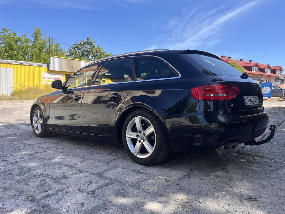 AUDI A4 B8 2.0 TDI quattro S-Line