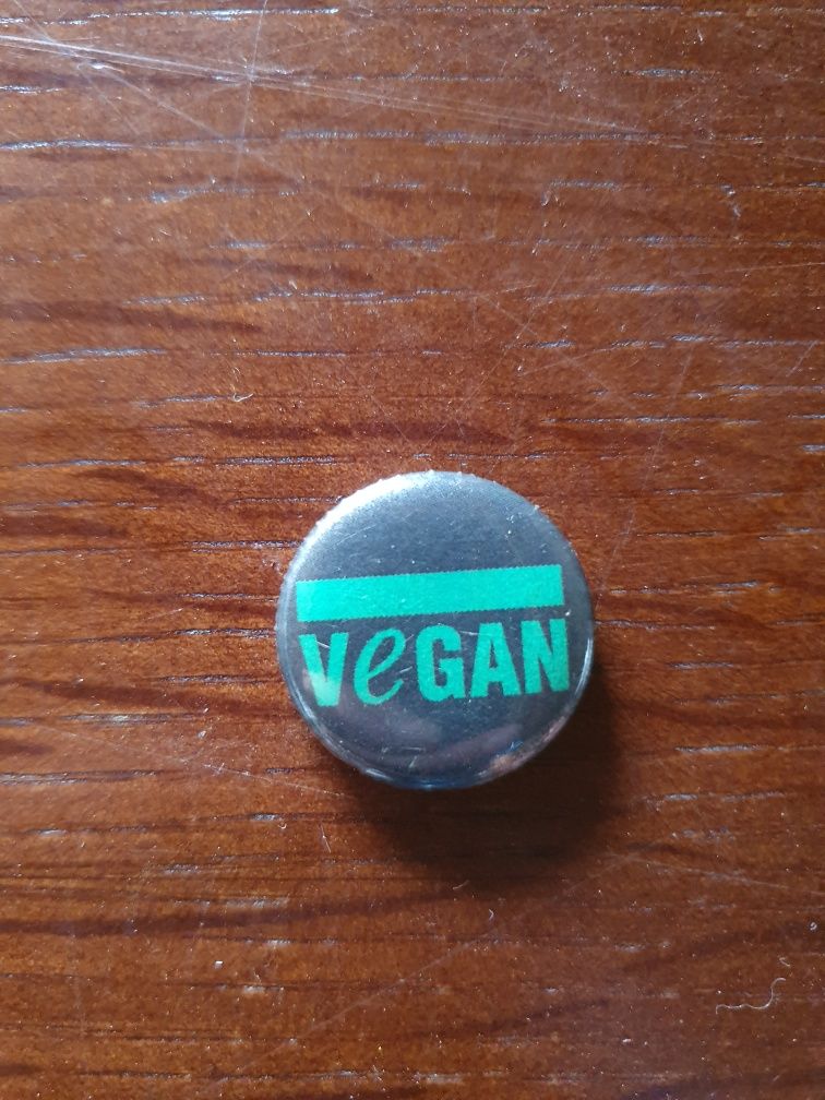 Variados pin - ska e vegan