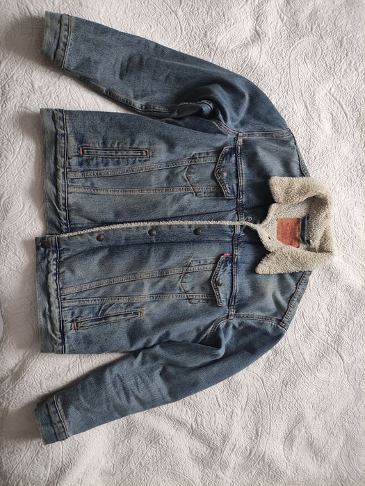 Куртка Levis jacket size L