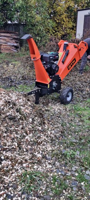 Професійна обрізка саду та подрібнення гілок!