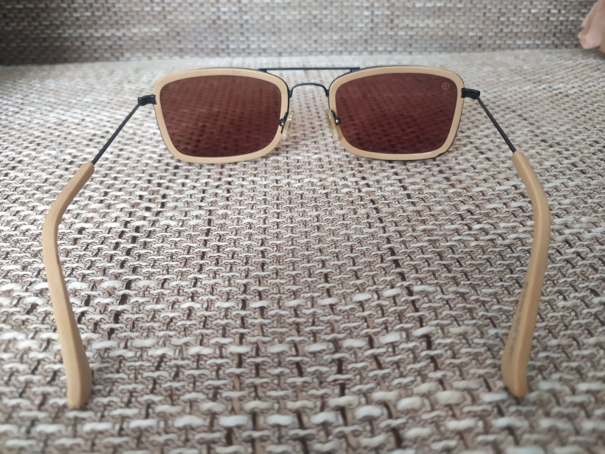 Okulary przeciwsłoneczne John Jacobs unisex