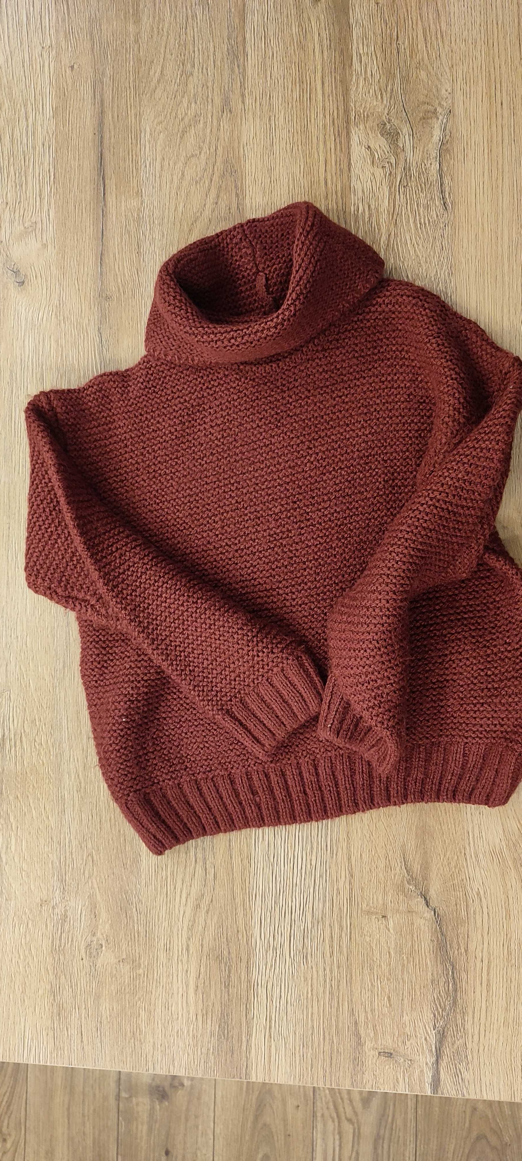 Sweter dziewczecy na 10 lat
