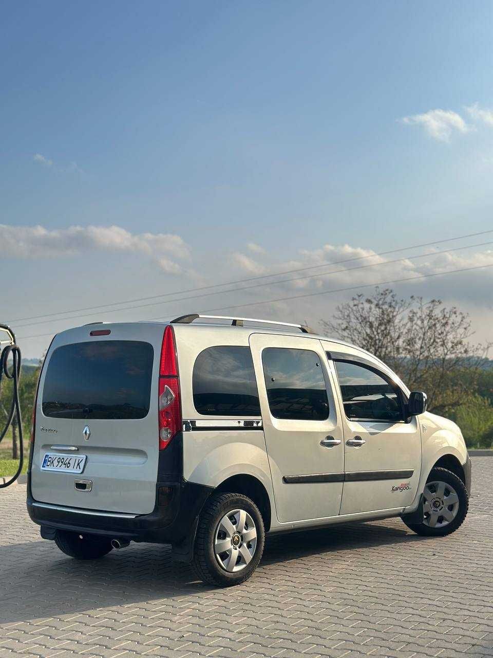 Renault Kangoo оригінальний пасажир 1.5 к9к стан нового авто