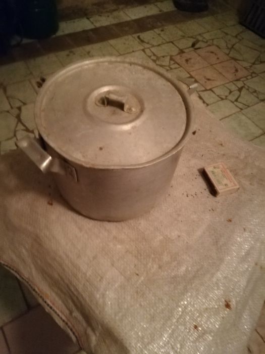 Алюминиевая кастрюля на 2л. СССР.