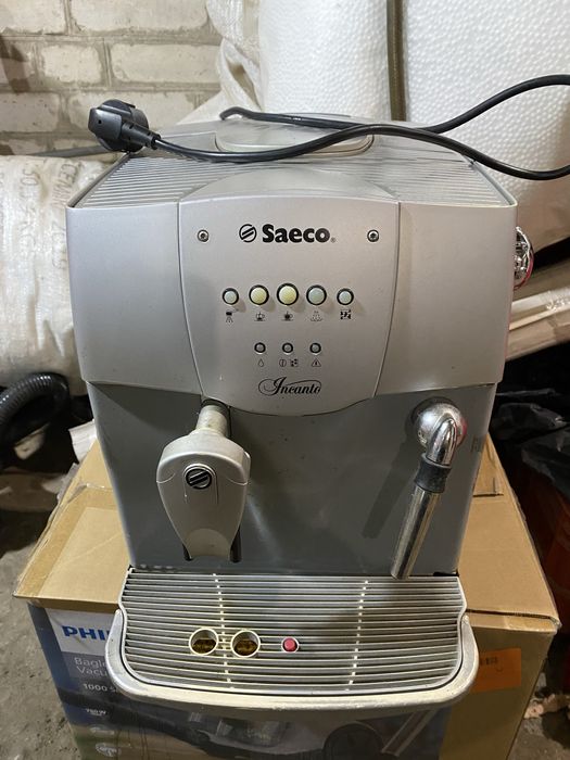 Кофемашина Saeco