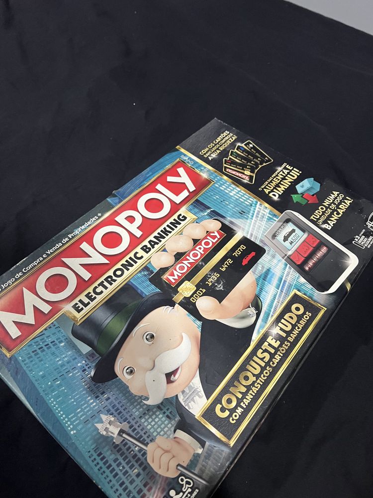 MONOPOLY ultimate banking