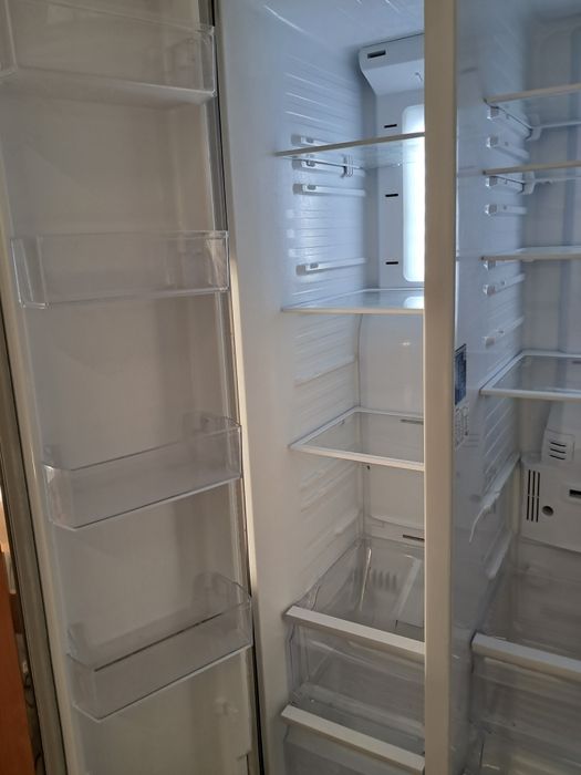 Lodówka Samsung w super stanie RS7528THCSL