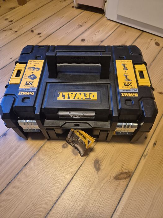 Dewalt 18v dck2051p2t wkrętarka zakrętarka