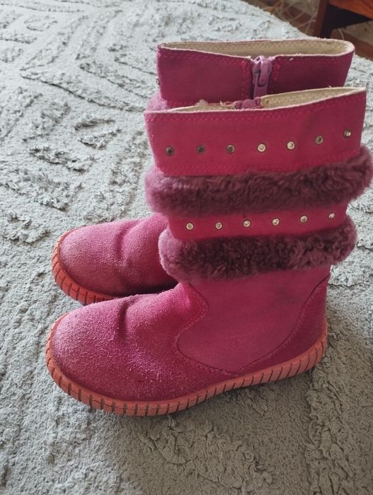 Чобітки на дівчинку