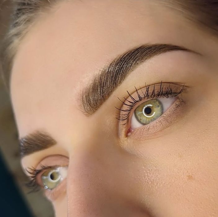 Ламінування вій / брів  оформлення корекція, Майдан незалежності