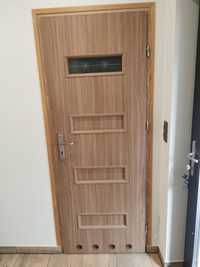 Drzwi wewnętrzne z futryną 70cm