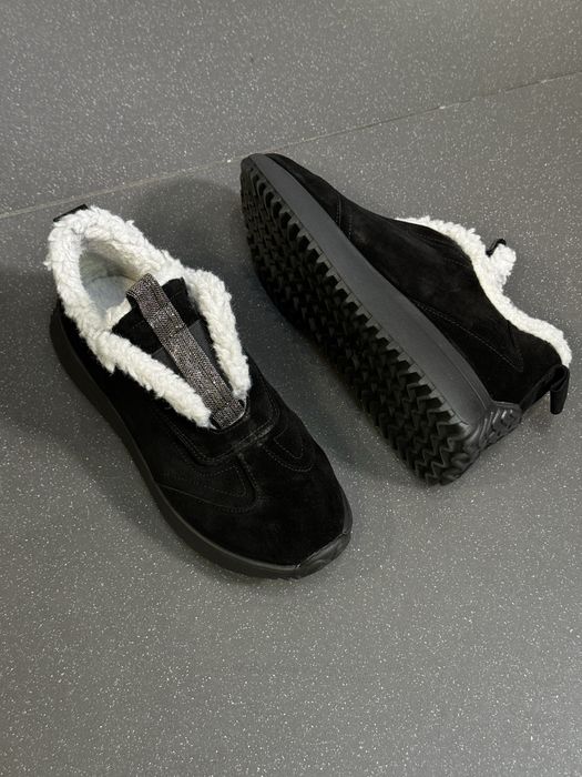 Кросівки жіночі утеплені