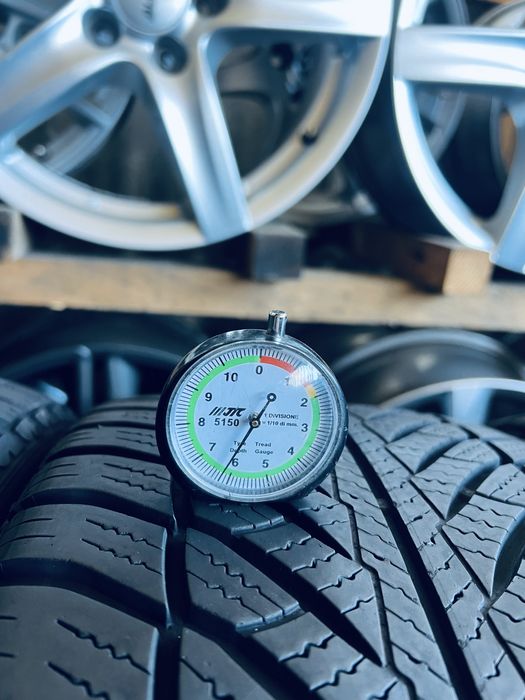 Шини Резина Зимові 23Рік 245 45 18 Goodyear Ultragrip 8 Performance 4ш