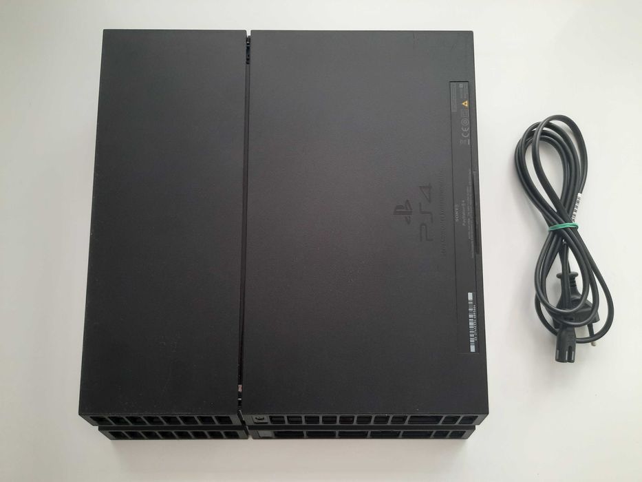 Konsola Sony PS4 FAT 1TB