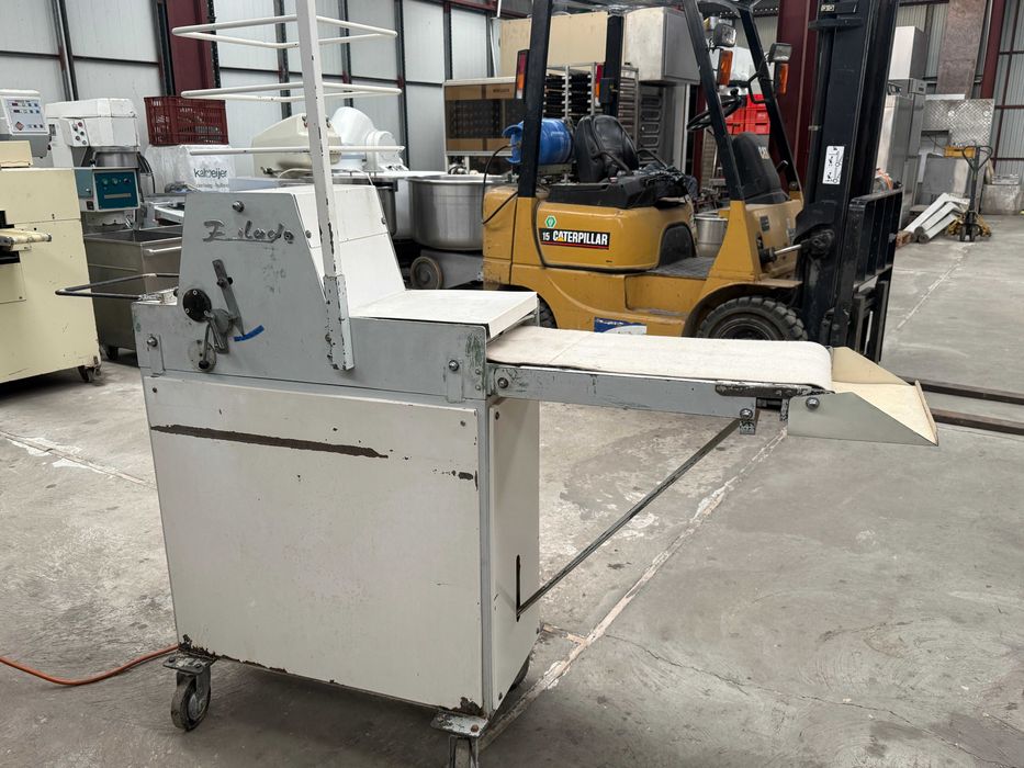 Maszyna do rogali, rogalikarka FRILADO