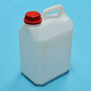 каністра з омивача вікон